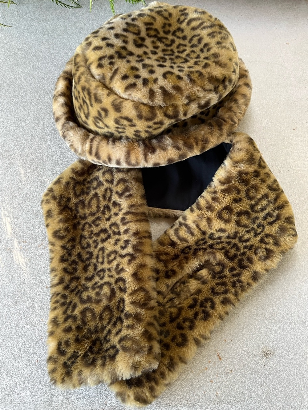 D&Y N.Y. Leopard Print Faux Fur Bucket Hat & Matching Scarf Set Faux Fur Glam